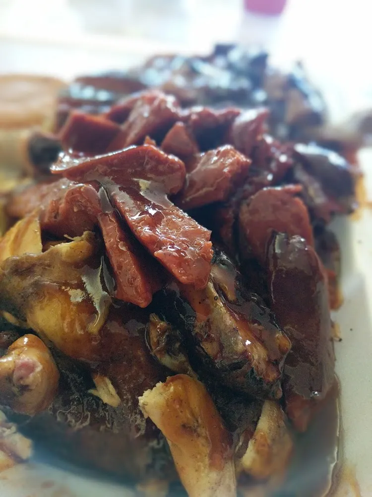 4 Way Plate with Hot Links Tri-Tip Chicken and Ribs